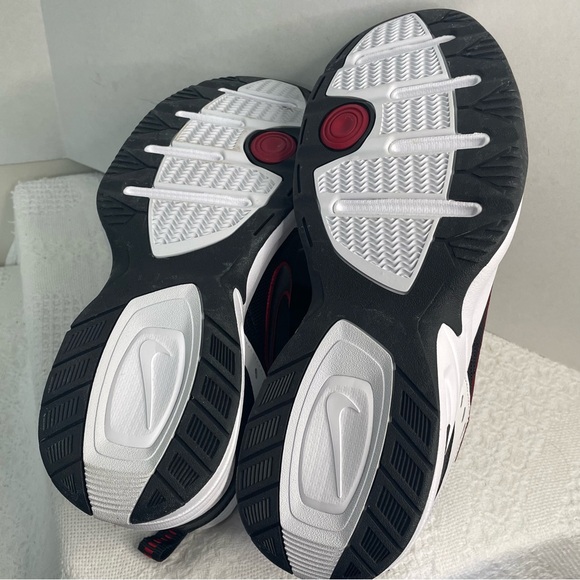 Nike Black & White Air Monarch ~ Size 11
Athletic ~ Training Shoes - Picture 8 of 14